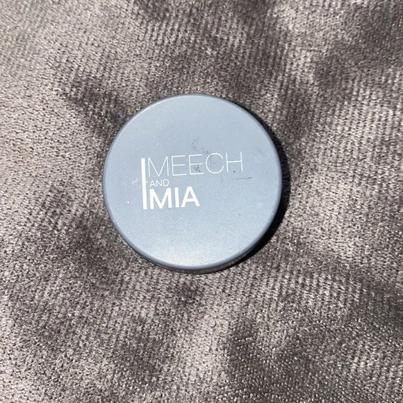 🪿6 piece brand new makeup bundle! - Picture 5 of 8